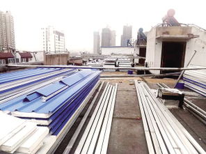 樓頂堆積大量建筑材料要違建